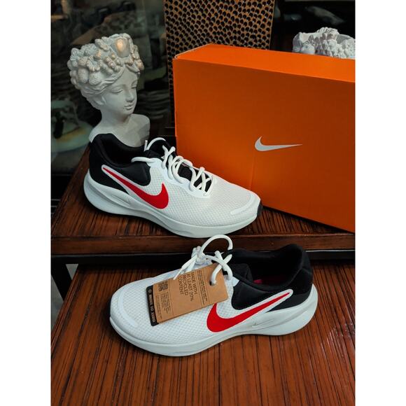 Nike Men Size 8 Revolution 7 White Black Fire Red Road Running Tennis Shoes New